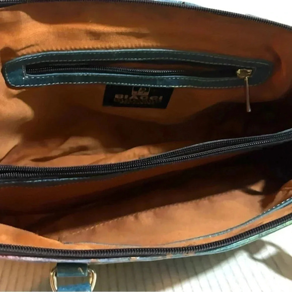 Biacci hand painted peacock feathers floral satchel handbag - Picture 5 of 6